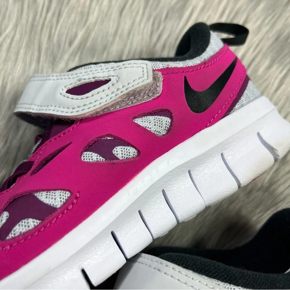 Nike free run 2 pure platinum black pink youth 2.5